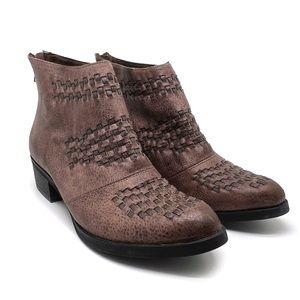 Not Rated Kyla Faux Leather Woken Ankle Boot Taupe Brown Size 8.5